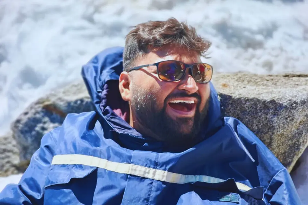 Erikson’s psychosocial stages, Cognitive psychology, Life reflection, Personal development, Self growth journey, Trust vs mistrust, Autonomy vs shame, Initiative vs guilt, Life-altering trauma, Overcoming adversity, Mental resilience, Rebuilding after accident, Trauma recovery, Mind reset, Personal transformation, Self-reflection essay, Life lessons, Personal blog, Productivity through writing, Journaling for growth, Motivation, Overcoming challenges, Growth mindset, Life lessons learned